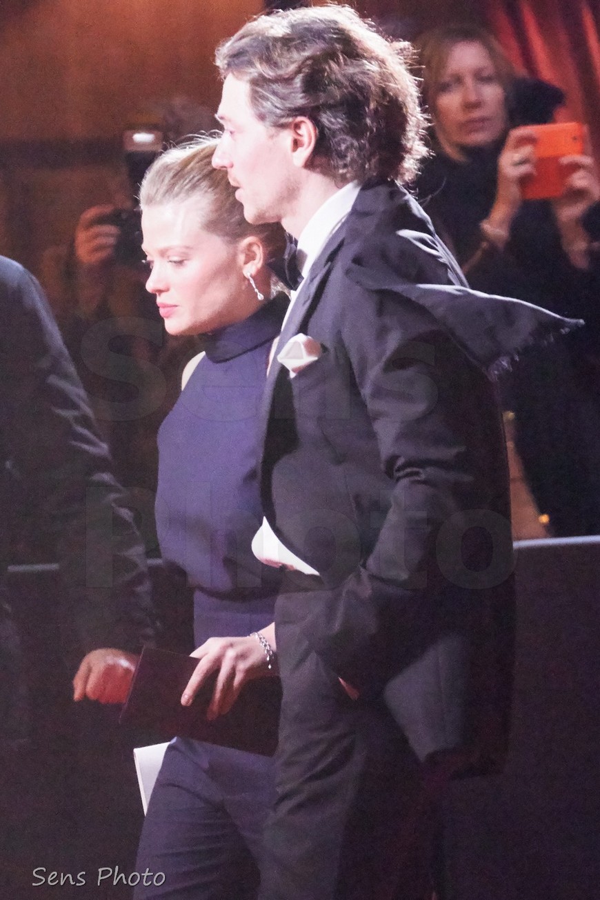 Raphael et Mélanie Thierry  arrivent à la 41e cérémonie des César 2016
